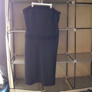 Torrid black strip strapless dress